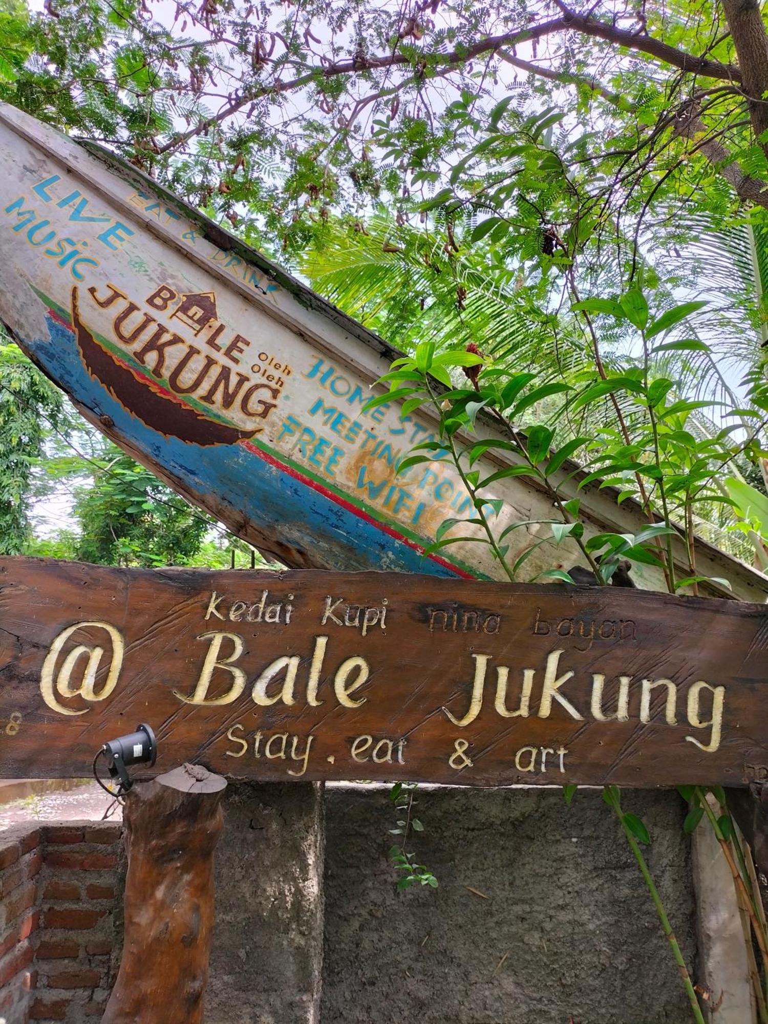 Bale Jukung Bed & Breakfast Tanjung  ภายนอก รูปภาพ